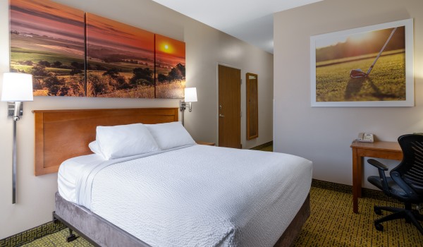Madison Wi Hotel Packages Days Inn Suites By Wyndham